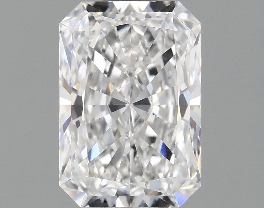 1.35 carat Radiant lab-grown diamond
