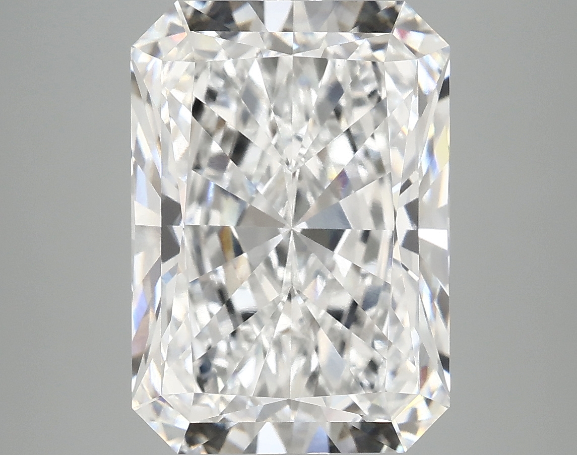6.70 carat Radiant lab-grown diamond