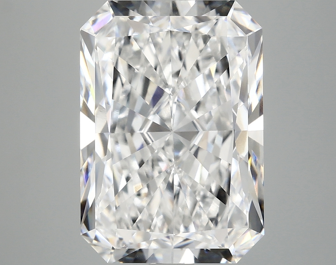 6.76 carat Radiant lab-grown diamond